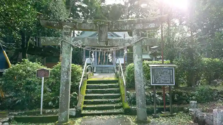 火牟須比神社の鳥居