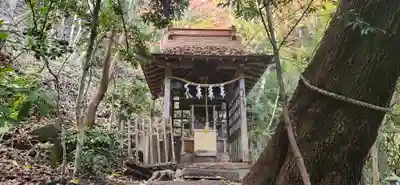 青麻神社の末社・摂社