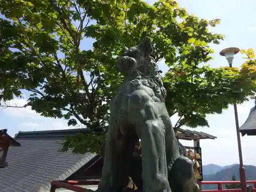 武蔵御嶽神社の狛犬