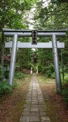 白金神社の鳥居