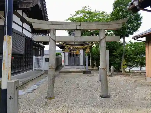 厳島社の鳥居