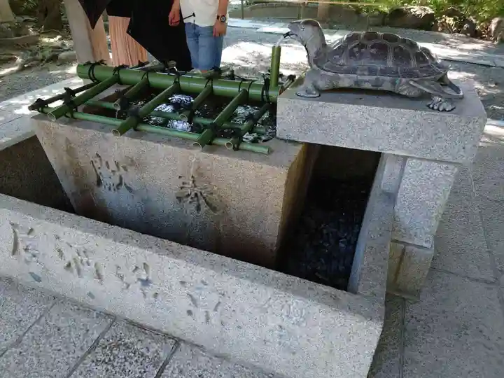 松尾大社の手水舎