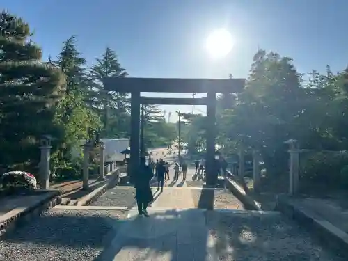 開成山大神宮の{uncategorized: "未分類", other: "その他", undefined: "問題あり", building: "その他建物", grave: "お墓", sacred_gate: "鳥居", guardian: "狛犬", statue: "像", buddha: "仏像", history: "歴史", nature: "自然", garden: "庭園", animal: "動物", pagoda: "塔", temizu: "手水舎", mountain_gate: "山門・神門", sanctuary: "本殿・本堂", subordinate: "末社・摂社", art: "芸術", scenery: "景色", jizo: "地蔵", ema: "絵馬", goshuin: "御朱印", omikuji: "おみくじ", items: "授与品その他", amulet: "お守り", goshuincho: "御朱印帳", eats: "食事", festival: "お祭り", votive_dance: "神楽", shichigosan: "七五三参", wedding: "結婚式", experience: "体験その他", initially: "初詣", around: "周辺", anti_infection: "感染症対策"}