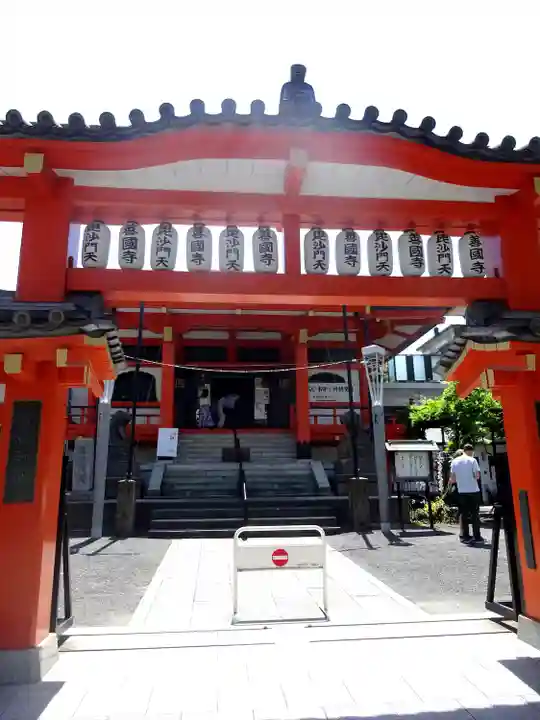 善國寺の本殿・本堂