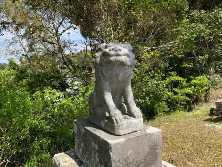平田神社の狛犬