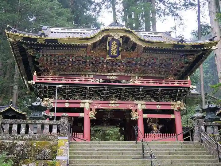 輪王寺の山門・神門