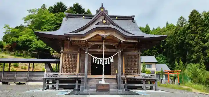 葉山神社の本殿・本堂