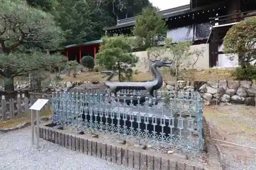 近江神宮の{uncategorized: "未分類", other: "その他", undefined: "問題あり", building: "その他建物", grave: "お墓", sacred_gate: "鳥居", guardian: "狛犬", statue: "像", buddha: "仏像", history: "歴史", nature: "自然", garden: "庭園", animal: "動物", pagoda: "塔", temizu: "手水舎", mountain_gate: "山門・神門", sanctuary: "本殿・本堂", subordinate: "末社・摂社", art: "芸術", scenery: "景色", jizo: "地蔵", ema: "絵馬", goshuin: "御朱印", omikuji: "おみくじ", items: "授与品その他", amulet: "お守り", goshuincho: "御朱印帳", eats: "食事", festival: "お祭り", votive_dance: "神楽", shichigosan: "七五三参", wedding: "結婚式", experience: "体験その他", initially: "初詣", around: "周辺", anti_infection: "感染症対策"}