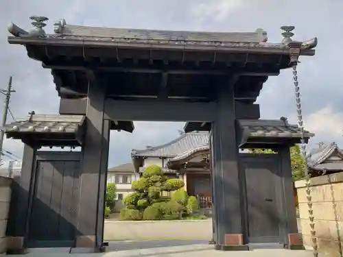 境妙寺の山門・神門