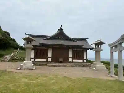 宗像大社沖津宮遥拝所の{uncategorized: "未分類", other: "その他", undefined: "問題あり", building: "その他建物", grave: "お墓", sacred_gate: "鳥居", guardian: "狛犬", statue: "像", buddha: "仏像", history: "歴史", nature: "自然", garden: "庭園", animal: "動物", pagoda: "塔", temizu: "手水舎", mountain_gate: "山門・神門", sanctuary: "本殿・本堂", subordinate: "末社・摂社", art: "芸術", scenery: "景色", jizo: "地蔵", ema: "絵馬", goshuin: "御朱印", omikuji: "おみくじ", items: "授与品その他", amulet: "お守り", goshuincho: "御朱印帳", eats: "食事", festival: "お祭り", votive_dance: "神楽", shichigosan: "七五三参", wedding: "結婚式", experience: "体験その他", initially: "初詣", around: "周辺", anti_infection: "感染症対策"}