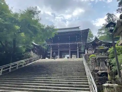 伊奈波神社の山門