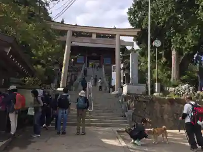 武蔵御嶽神社の鳥居