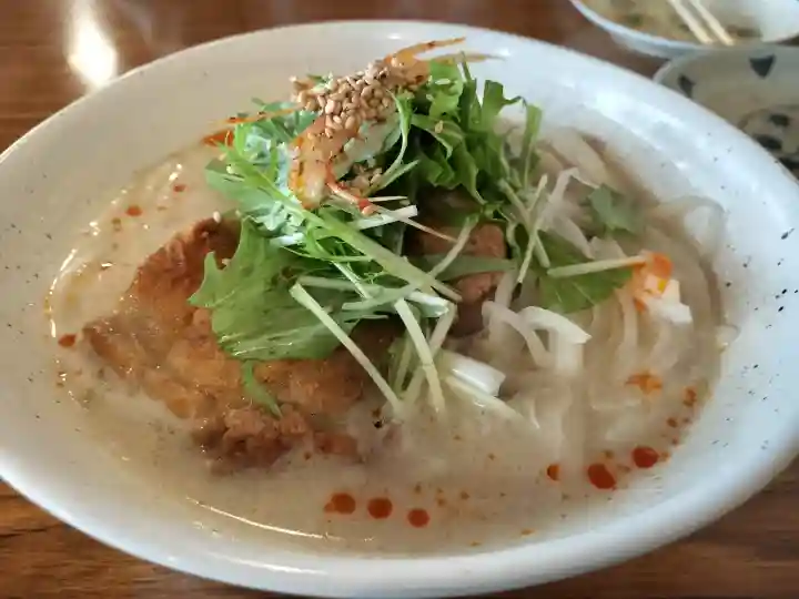 白笹稲荷神社の{uncategorized: "未分類", other: "その他", undefined: "問題あり", building: "その他建物", grave: "お墓", sacred_gate: "鳥居", guardian: "狛犬", statue: "像", buddha: "仏像", history: "歴史", nature: "自然", garden: "庭園", animal: "動物", pagoda: "塔", temizu: "手水舎", mountain_gate: "山門・神門", sanctuary: "本殿・本堂", subordinate: "末社・摂社", art: "芸術", scenery: "景色", jizo: "地蔵", ema: "絵馬", goshuin: "御朱印", omikuji: "おみくじ", items: "授与品その他", amulet: "お守り", goshuincho: "御朱印帳", eats: "食事", festival: "お祭り", votive_dance: "神楽", shichigosan: "七五三参", wedding: "結婚式", experience: "体験その他", initially: "初詣", around: "周辺", anti_infection: "感染症対策"}