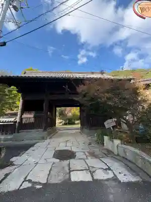 春日神社の山門・神門