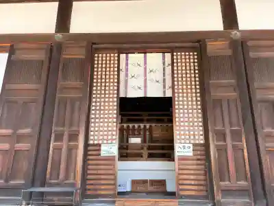 東大寺戒壇院戒壇堂の{uncategorized: "未分類", other: "その他", undefined: "問題あり", building: "その他建物", grave: "お墓", sacred_gate: "鳥居", guardian: "狛犬", statue: "像", buddha: "仏像", history: "歴史", nature: "自然", garden: "庭園", animal: "動物", pagoda: "塔", temizu: "手水舎", mountain_gate: "山門・神門", sanctuary: "本殿・本堂", subordinate: "末社・摂社", art: "芸術", scenery: "景色", jizo: "地蔵", ema: "絵馬", goshuin: "御朱印", omikuji: "おみくじ", items: "授与品その他", amulet: "お守り", goshuincho: "御朱印帳", eats: "食事", festival: "お祭り", votive_dance: "神楽", shichigosan: "七五三参", wedding: "結婚式", experience: "体験その他", initially: "初詣", around: "周辺", anti_infection: "感染症対策"}