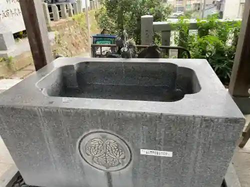 毛谷黒龍神社の手水舎