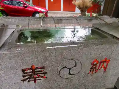 自由が丘熊野神社の手水舎