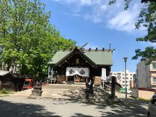札幌諏訪神社の本殿・本堂