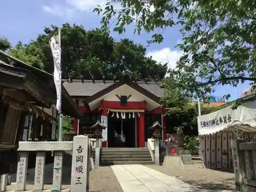 元郷氷川神社の本殿・本堂