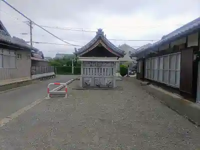 沓石神社のその他建物