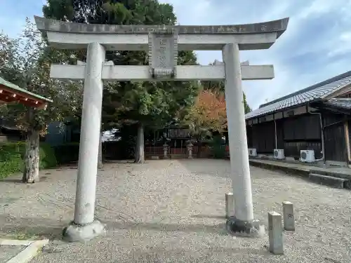 稲荷神社（鞭崎神社境外社）(滋賀県)