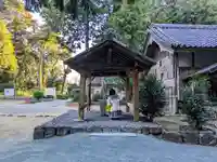 進雄神社の手水舎