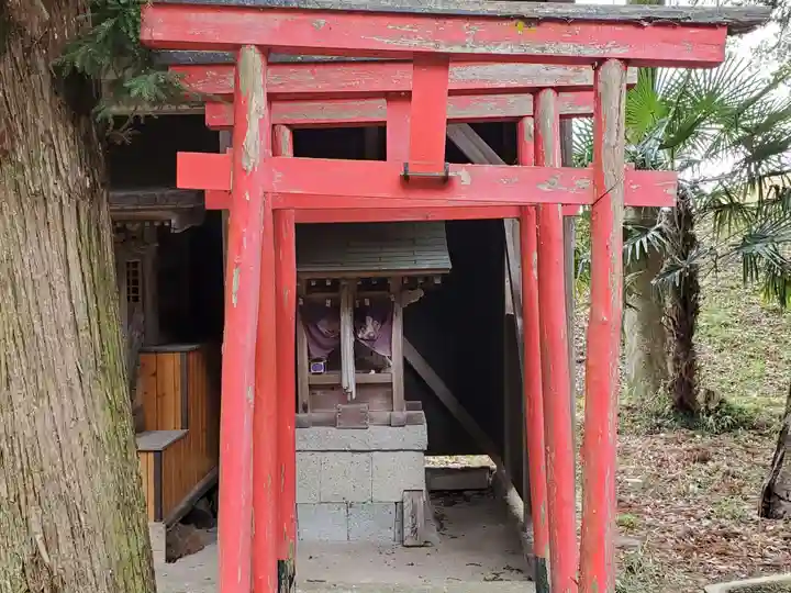 若一神社の末社・摂社