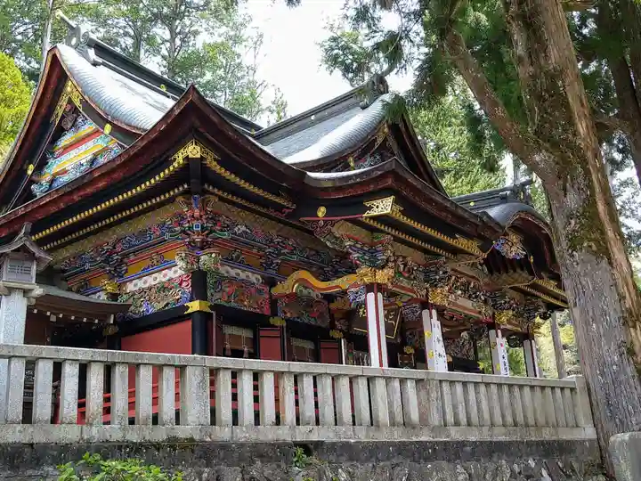 三峯神社の本殿・本堂