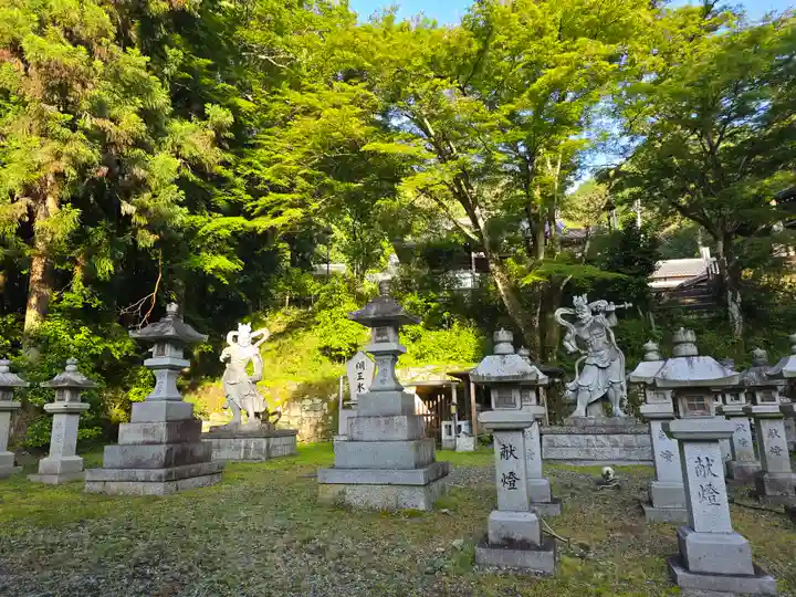飯室谷不動堂 長寿院(滋賀県)