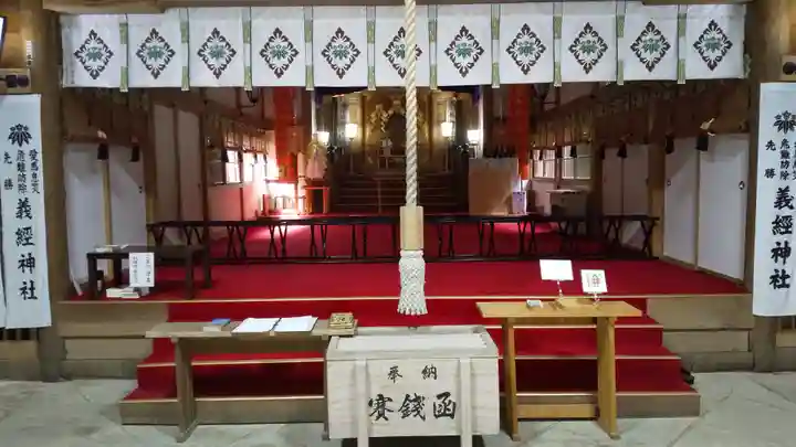 義經神社の本殿・本堂