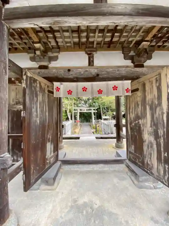 大野神社の山門・神門