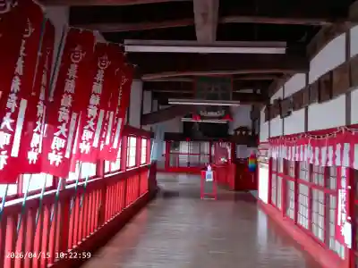 鼻顔稲荷神社の{uncategorized: "未分類", other: "その他", undefined: "問題あり", building: "その他建物", grave: "お墓", sacred_gate: "鳥居", guardian: "狛犬", statue: "像", buddha: "仏像", history: "歴史", nature: "自然", garden: "庭園", animal: "動物", pagoda: "塔", temizu: "手水舎", mountain_gate: "山門・神門", sanctuary: "本殿・本堂", subordinate: "末社・摂社", art: "芸術", scenery: "景色", jizo: "地蔵", ema: "絵馬", goshuin: "御朱印", omikuji: "おみくじ", items: "授与品その他", amulet: "お守り", goshuincho: "御朱印帳", eats: "食事", festival: "お祭り", votive_dance: "神楽", shichigosan: "七五三参", wedding: "結婚式", experience: "体験その他", initially: "初詣", around: "周辺", anti_infection: "感染症対策"}