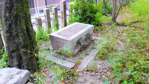 石神社の手水舎