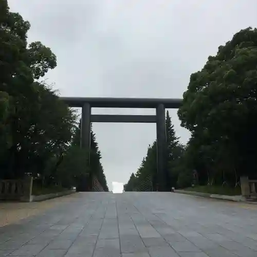 靖國神社の鳥居