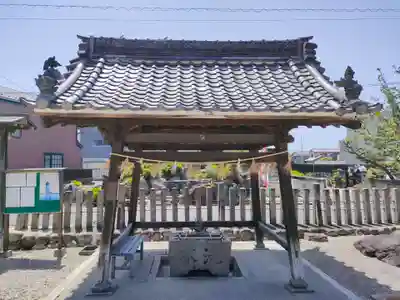 星神社の手水舎