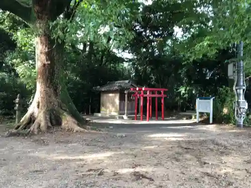 千栗八幡宮の末社・摂社