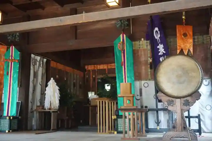 寒川神社の本殿・本堂