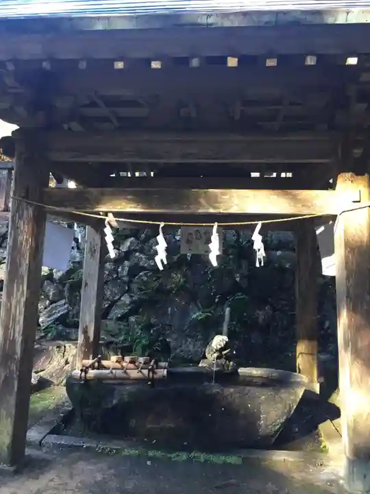 十五社神社の手水舎