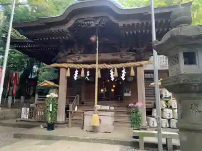 座間神社の本殿・本堂