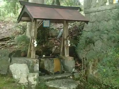 八王子神社の手水舎
