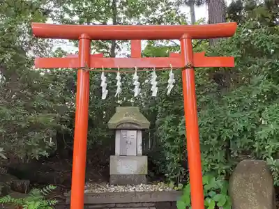 荒井神社の末社・摂社