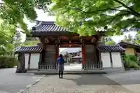 稱念寺の山門・神門