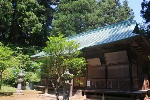 八幡神社の本殿・本堂