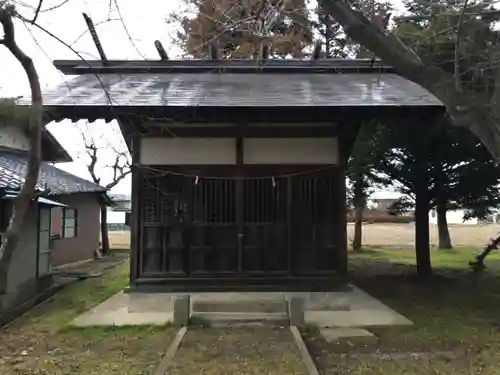 頥気神社の本殿