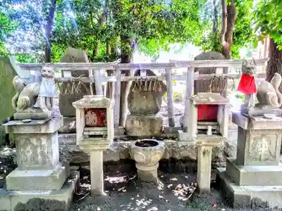 市原稲荷神社の末社・摂社