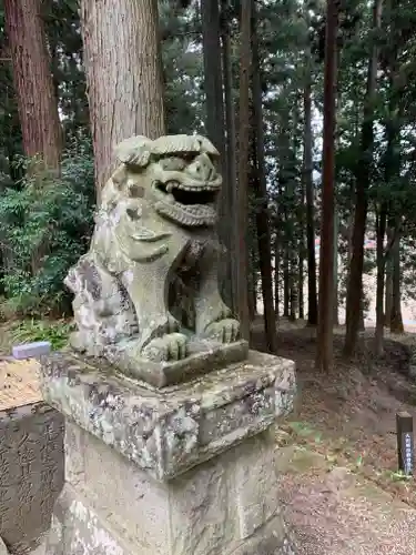 大宮温泉神社の狛犬