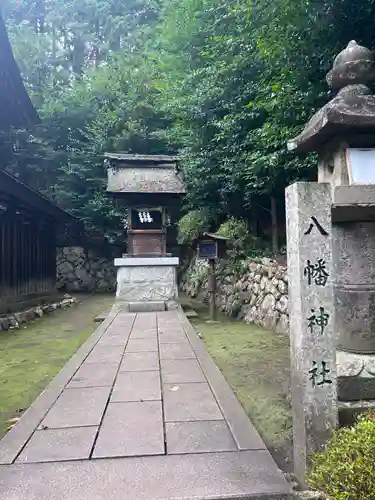 手力雄神社の末社