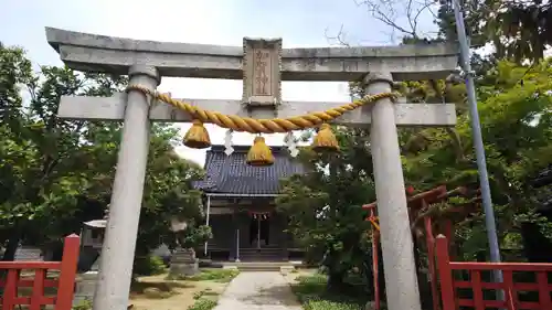 加賀神社の鳥居