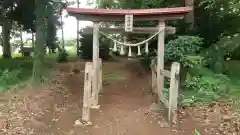 六所神社の鳥居