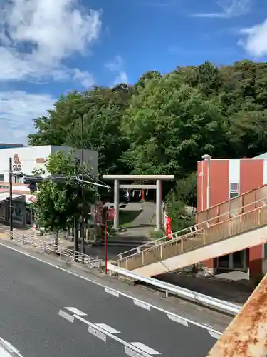 雷神社の鳥居